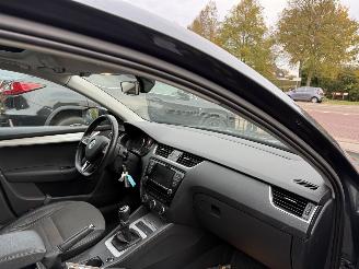 Skoda Octavia 1.6 TDI Greentech PANORAMADAK  Ambition Business picture 22