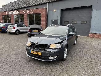 Skoda Octavia 1.6 TDI Greentech PANORAMADAK  Ambition Business picture 11