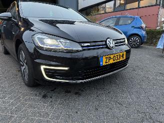 Volkswagen Golf e-Golf (Hatchback 5-dr.) picture 28