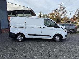 Ford Transit Custom 270 2.0 TDCI L1H1 Trend picture 2