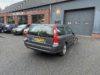 Volvo V-70 2.4 Edition Classic  AUTOMAAT (Stationwagen 5-dr.) picture 5