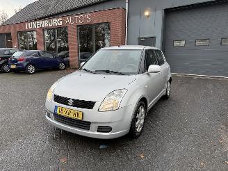 krockskadad bil auto Suzuki Swift 1.3 GLS  AIRCO Hatchback 5-dr. 2007/8