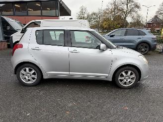 Suzuki Swift 1.3 GLS  AIRCO Hatchback 5-dr. picture 3