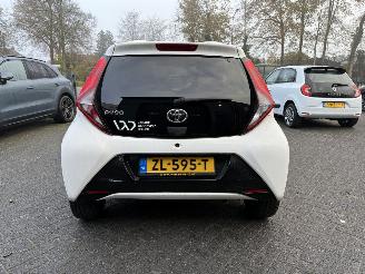 Toyota Aygo 1.0 VVT-i x-cite Hatchback 5-dr. picture 5