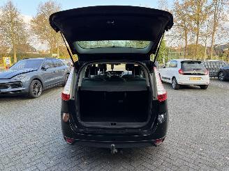 Renault Scenic 1.2 TCe Bose (MPV 5-dr.) picture 15