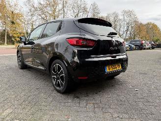 Renault Clio 0.9 TCe Dynamique  NAVIGATIE Hatchback 5-dr. picture 28