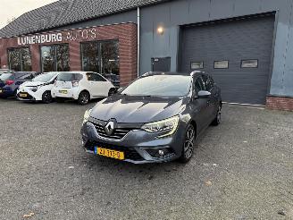 uszkodzony samochody osobowe Renault Mégane 1.3 TCe Bose 2019/6