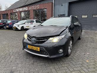 Schadeauto Toyota Auris 1.8 Hybrid Lease Pro 2013/11