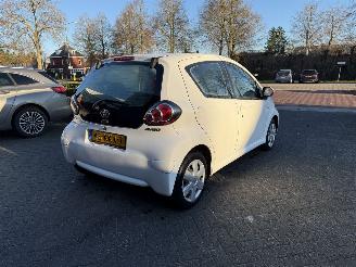 Toyota Aygo 1.0-12V Comfort  AIRCO  (Hatchback 5-dr.) picture 4