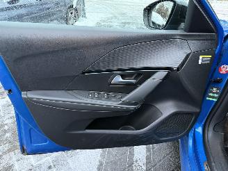 Peugeot e-208 EV GT Pack 50 kWh  Hatchback 5-dr. picture 10