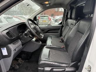 Toyota Proace 2.0 D-4D Cool Comfort Long picture 21