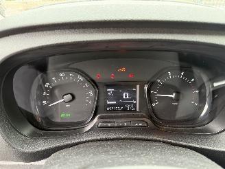 Toyota Proace 2.0 D-4D Cool Comfort Long picture 24