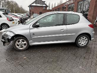 Peugeot 206 1.4 Génération (Hatchback 3-dr.) picture 8