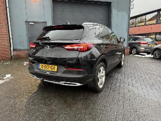 Voiture accidenté Opel Grandland X - 1.6 Turbo Hybrid Business Edition 2021/5