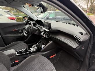 Peugeot e-2008 EV Active Pack 50 kWh (SUV 5-dr.) €9090,- EX BTW picture 19