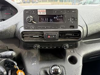 Peugeot Partner 1.6 BlueHDI Pro 37000 KM ORGINEEL  MET NAP picture 20