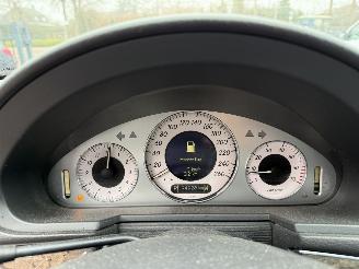 Mercedes E-klasse 240 Avantgarde AUTOMAAT picture 16