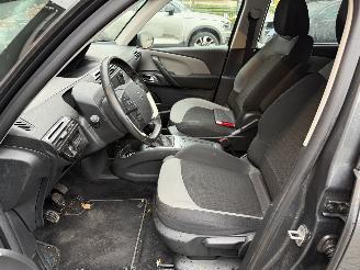 Citroën C4-picasso 2.0 HDi Business (MPV 5-dr.) picture 20