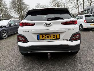 Hyundai Kona EV Premium 64 kWh (SUV 5-dr.) 10537  EX BTW picture 3
