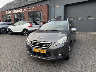 Damaged car Peugeot 2008 1.2 PureTech Féline (SUV 5-dr.) 2016/5