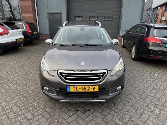 Peugeot 2008 1.2 PureTech Féline (SUV 5-dr.) picture 8