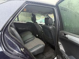 Mercedes ML 320 CDI  AUTOMAAT (SUV 5-dr.) picture 33