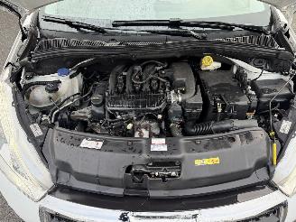 Peugeot 208 1.2 PureTech Active PANORAMADAK  (Hatchback 5-dr.) picture 27