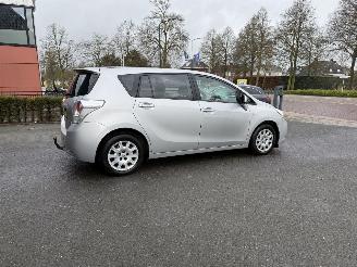 Toyota Verso 1.8 VVT-i Aspiration (MPV 5-dr.) picture 16