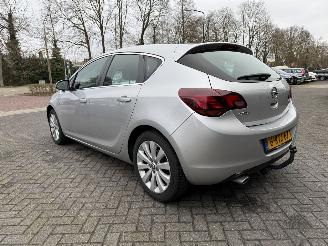 Opel Astra 1.4 Turbo Cosmo (Hatchback 5-dr.) picture 3