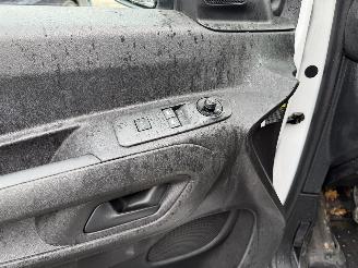 Citroën Berlingo 1.5 BlueHDI Club  4x4  (Bedrijfsauto 5-dr.) picture 14