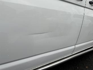 Volkswagen Transporter 2.0 TDI L1H1 DC Trendline BELLEN MET 0653292638 picture 38