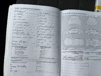 Volkswagen Golf 1.6 TDI Highline BlueMotion picture 31