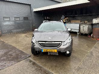 Peugeot 2008 1.2 PureTech Style (SUV 5-dr.) picture 9