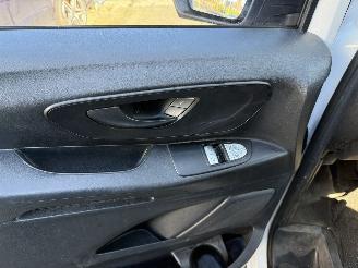 Mercedes Vito 110 CDI Lang (Bedrijfsauto 4-dr.) picture 17
