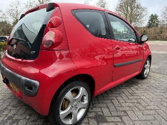 Peugeot 107 1.0-12V XR AIRCO  (Hatchback 3-dr.) picture 21