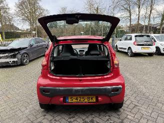 Peugeot 107 1.0-12V XR AIRCO  (Hatchback 3-dr.) picture 13