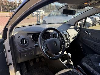 Renault Captur 0.9 TCe Intens (SUV 5-dr.) picture 18