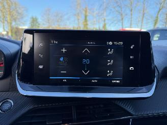 Peugeot 208 1.2 PureTech Allure (Hatchback 5-dr.) picture 16