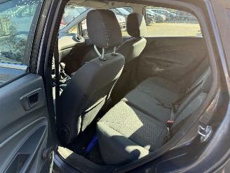 Ford Fiesta 1.25 Titanium (Hatchback 5-dr.) picture 14