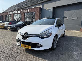 Schadeauto Renault Clio 0.9 TCe ECO Night&Day (Hatchback 5-dr.) 2016/5