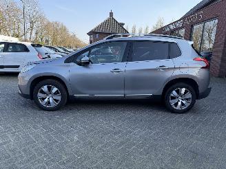 Peugeot 2008 1.2 PureTech Allure (SUV 5-dr.) picture 2