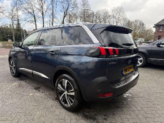 Peugeot 5008 1.2 PureTech Allure (SUV 5-dr.) picture 3