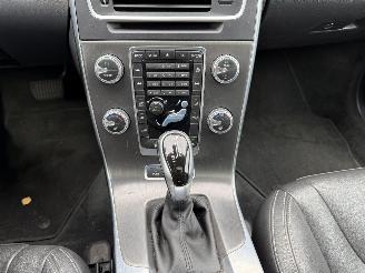 Volvo V-60 2.4 D6 Twin Engine R-Design picture 24
