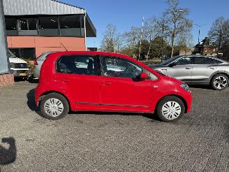 Volkswagen Up! 1.0 move up! BlueMotion picture 6