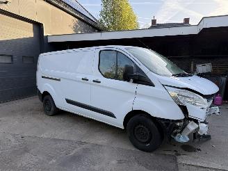 skadebil bedrijf Ford Transit Custom 290 2.0 TDCI L2H1 2 SCHUIFDEUREN Ambiente 2016/9