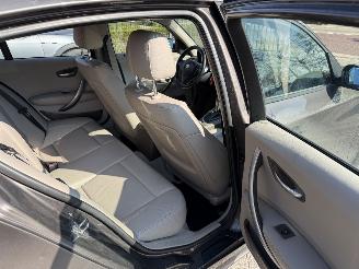 BMW 1-serie 120i High Executive AUTOMAAT  (Hatchback 5-dr.) picture 14