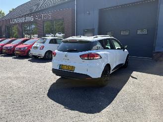 Coche accidentado Renault Clio 0.9 TCe Expression 2015/10