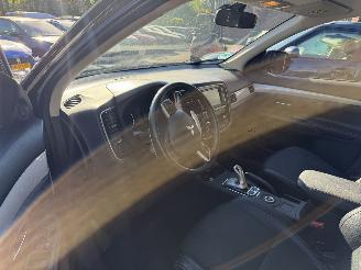 Mitsubishi Outlander 2.0 PHEV Business Edition picture 16