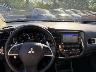 Mitsubishi Outlander 2.0 PHEV Business Edition picture 25