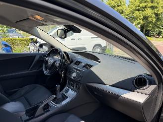 Mazda 3 1.6 S (Hatchback 5-dr.) picture 14